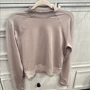Old Navy active Cozecore Go-Dry Women's Beige Long Sleeve Top/light sweatshirt